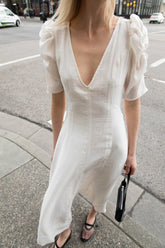 V-NECK PUFF SLEEVE MAXI DRESS